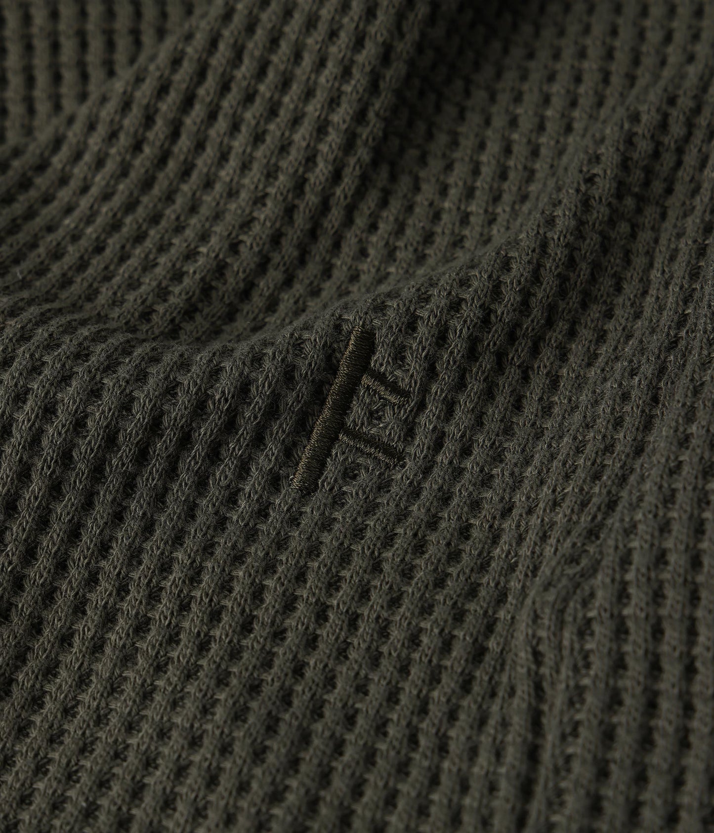 AG RAGLAN WAFFLE // SURPLUS
