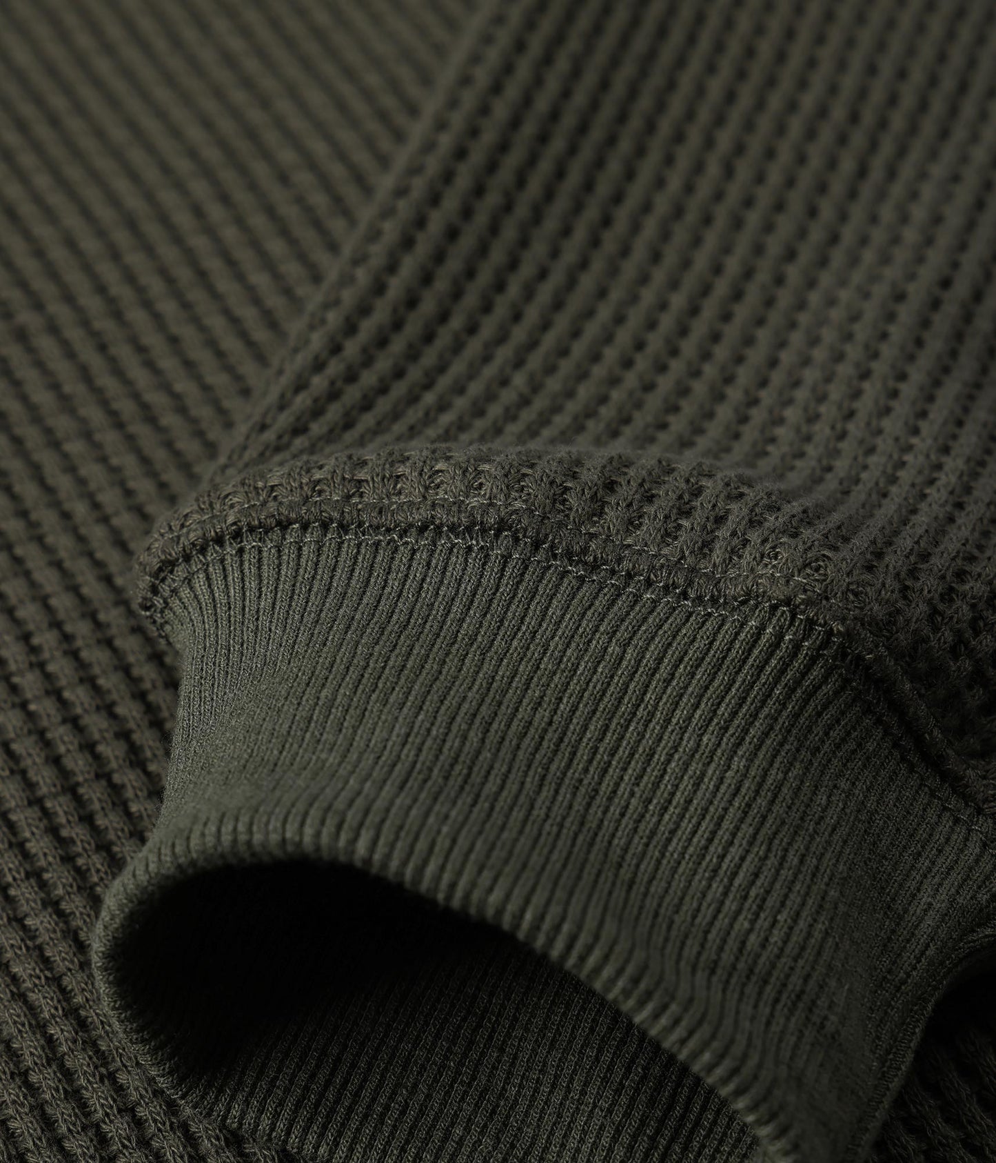 AG RAGLAN WAFFLE // SURPLUS