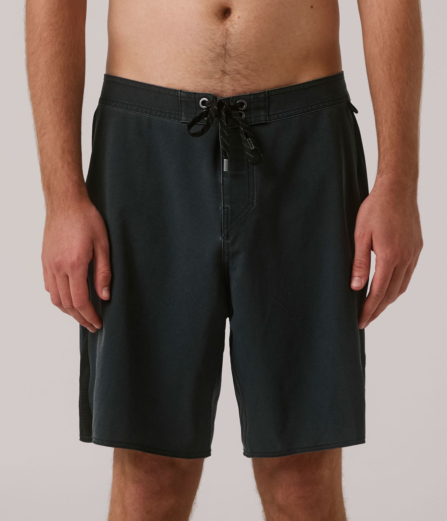 SYSTEM 19' TRUNK // BLACK