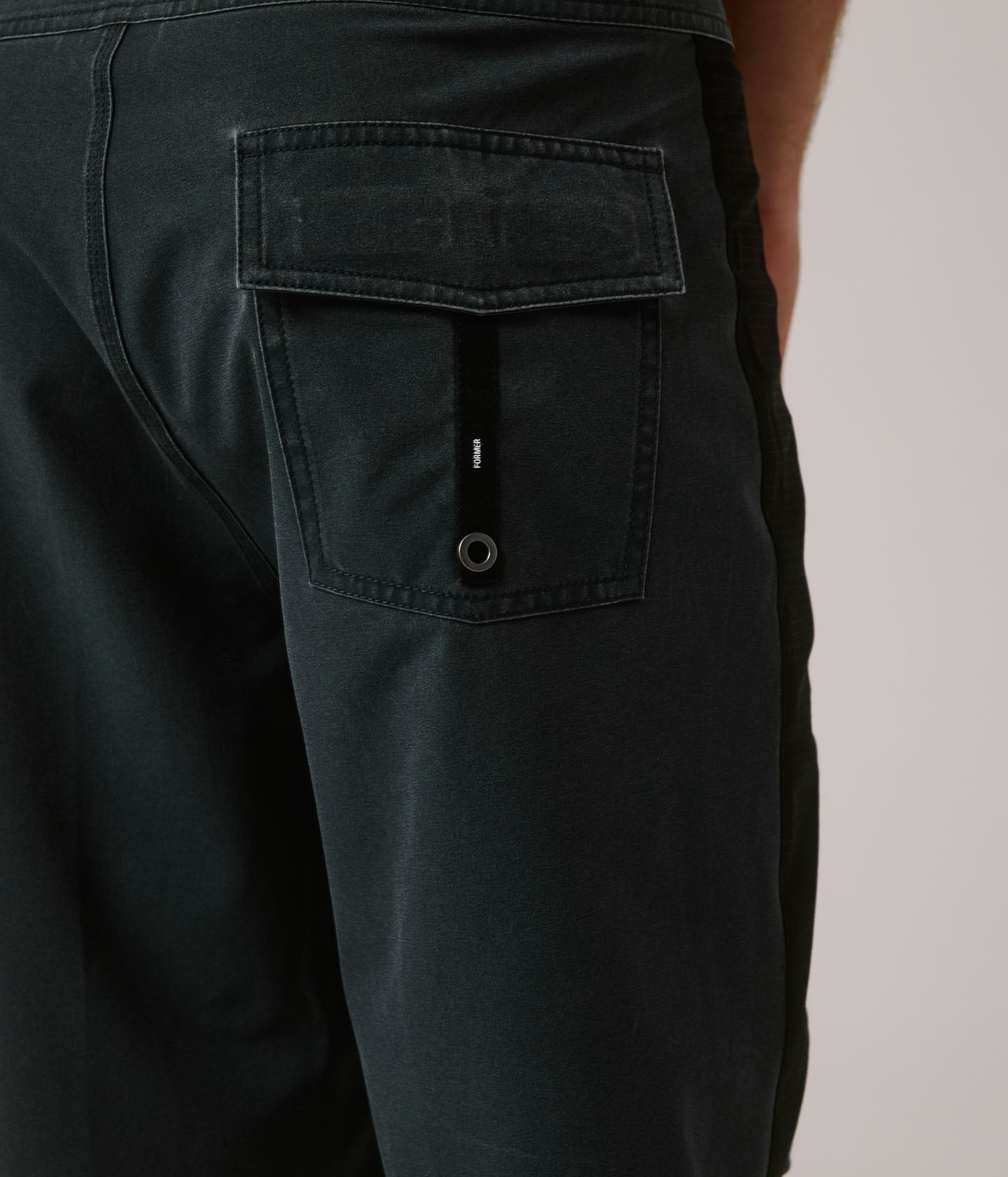 SYSTEM 19' TRUNK // BLACK