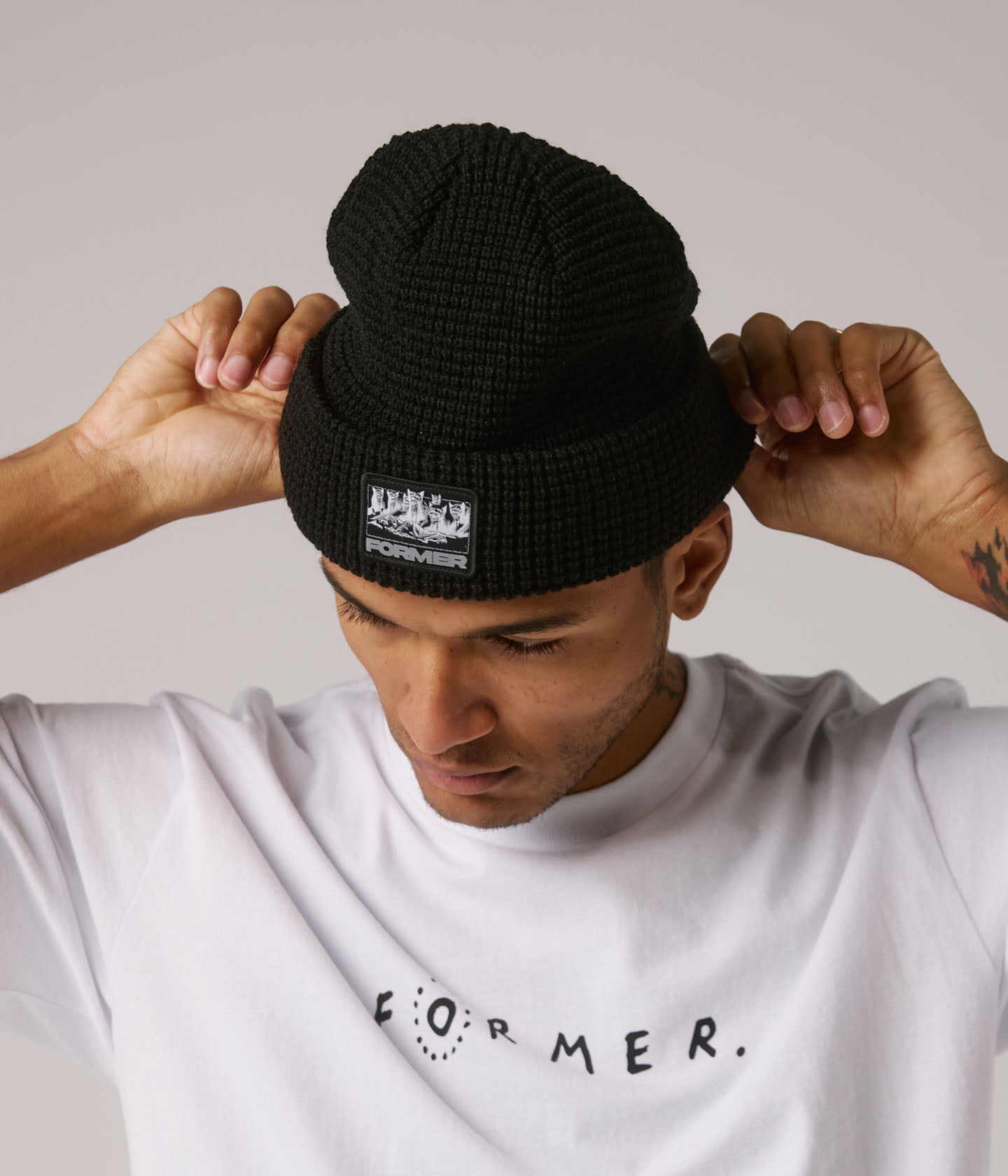 THEATER PATCH BEANIE // BLACK