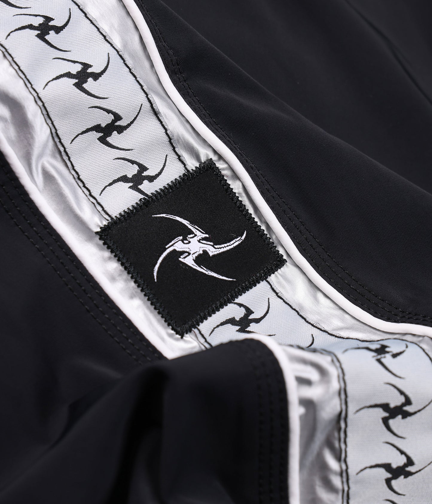 TEAM 20" DION TRUNK // BLACK