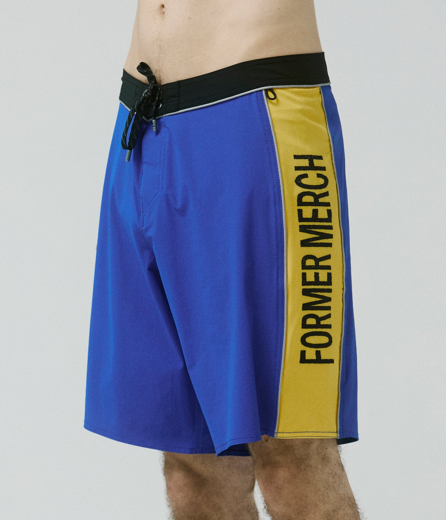 SYSTEM MERCH 19" TRUNK // COBALT