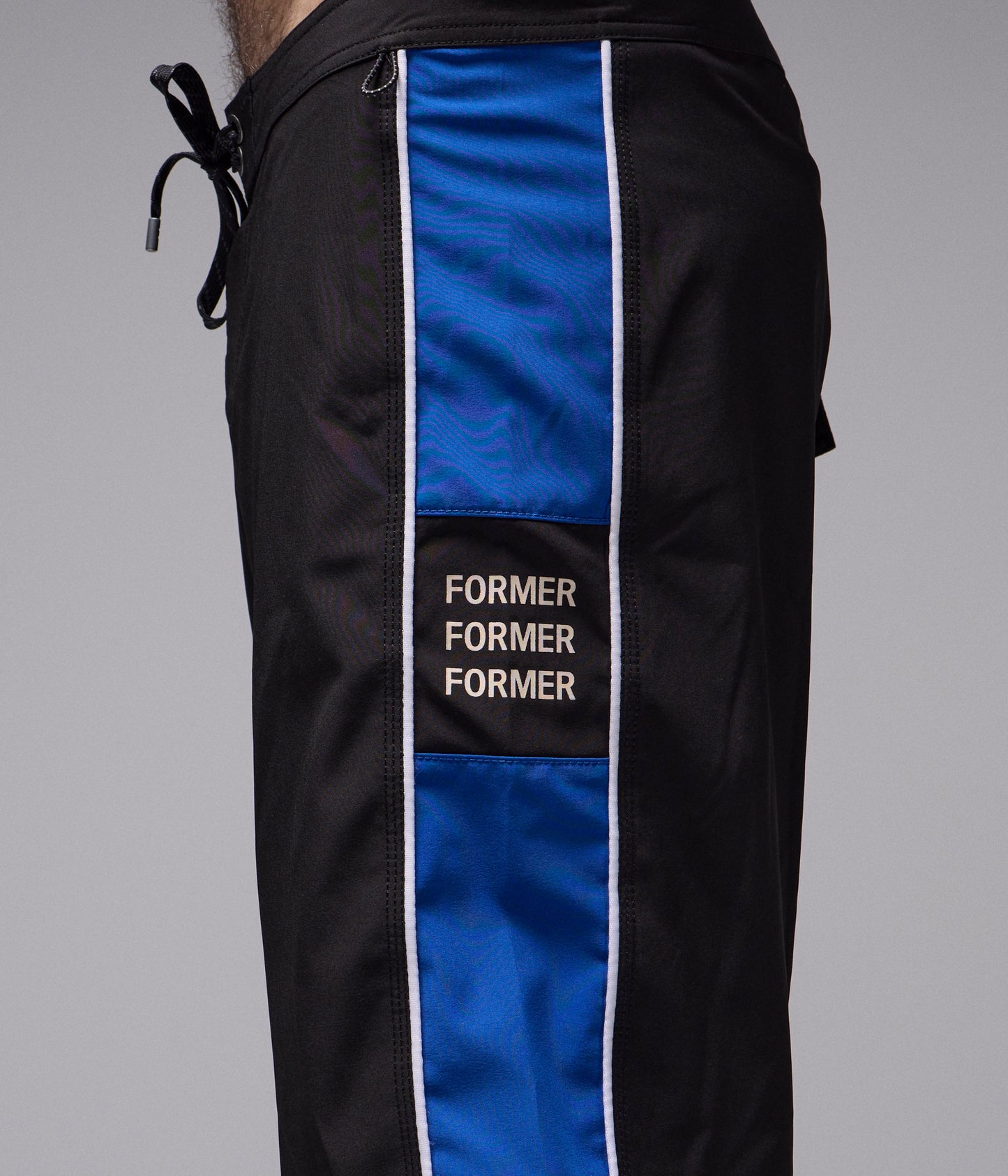 SYSTEM 20" TRUNK // ECLIPSE BLACK