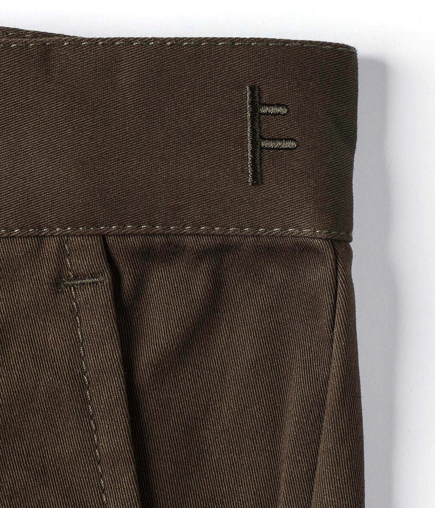 FORMER Legacy Chino Pant in OLIVE
