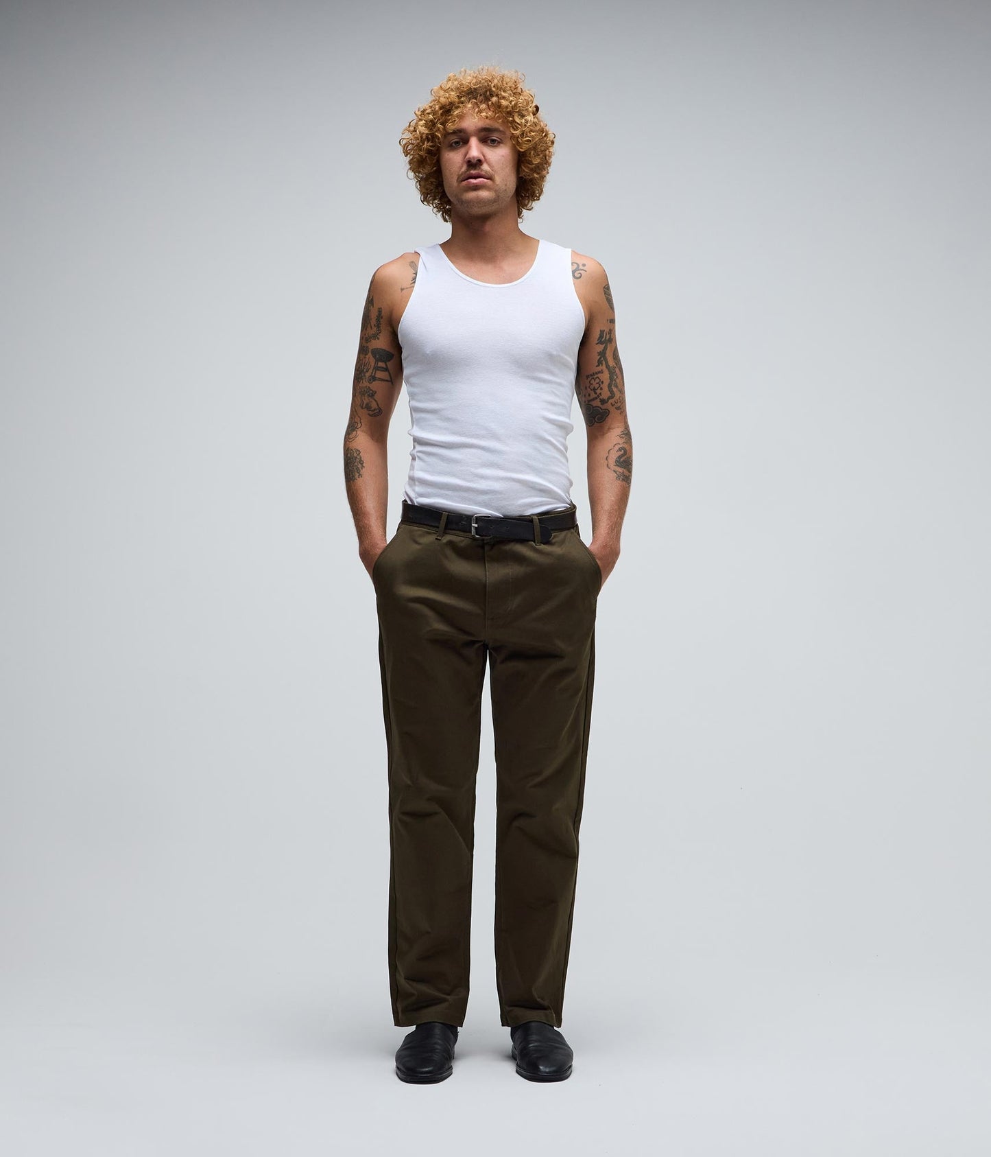 FORMER Legacy Chino Pant in OLIVE