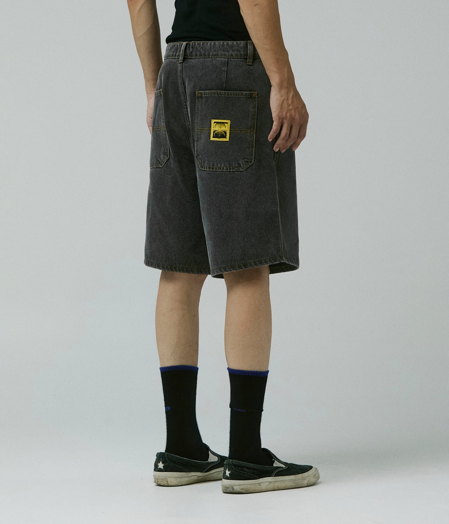 REYNOLDS 21" DENIM WALKSHORT // WASHED BLACK