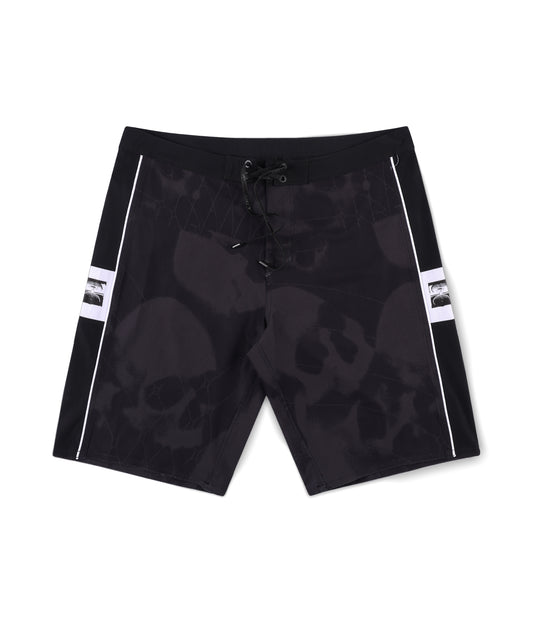 VITAL 20" TRUNK // BLACK