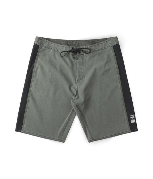 TEAM 19" TRUNK // SURPLUS