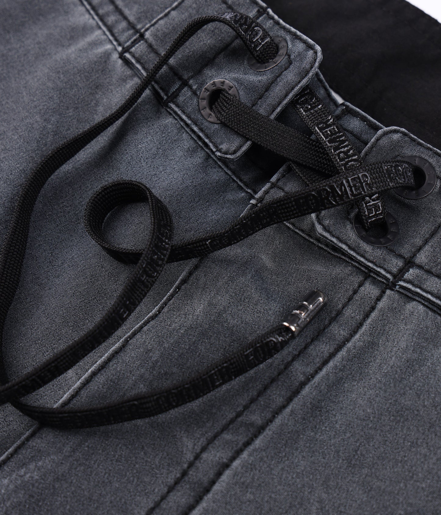 TEAM 19" TRUNK // BLACK