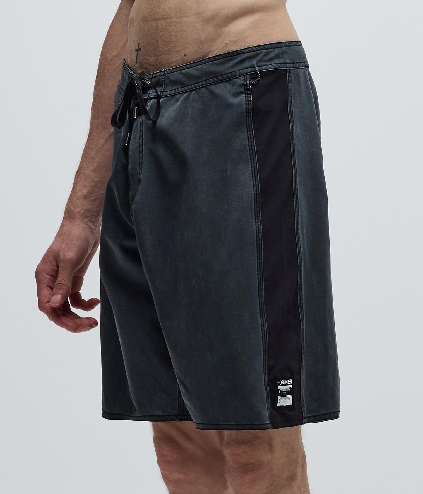 TEAM 19" TRUNK // BLACK