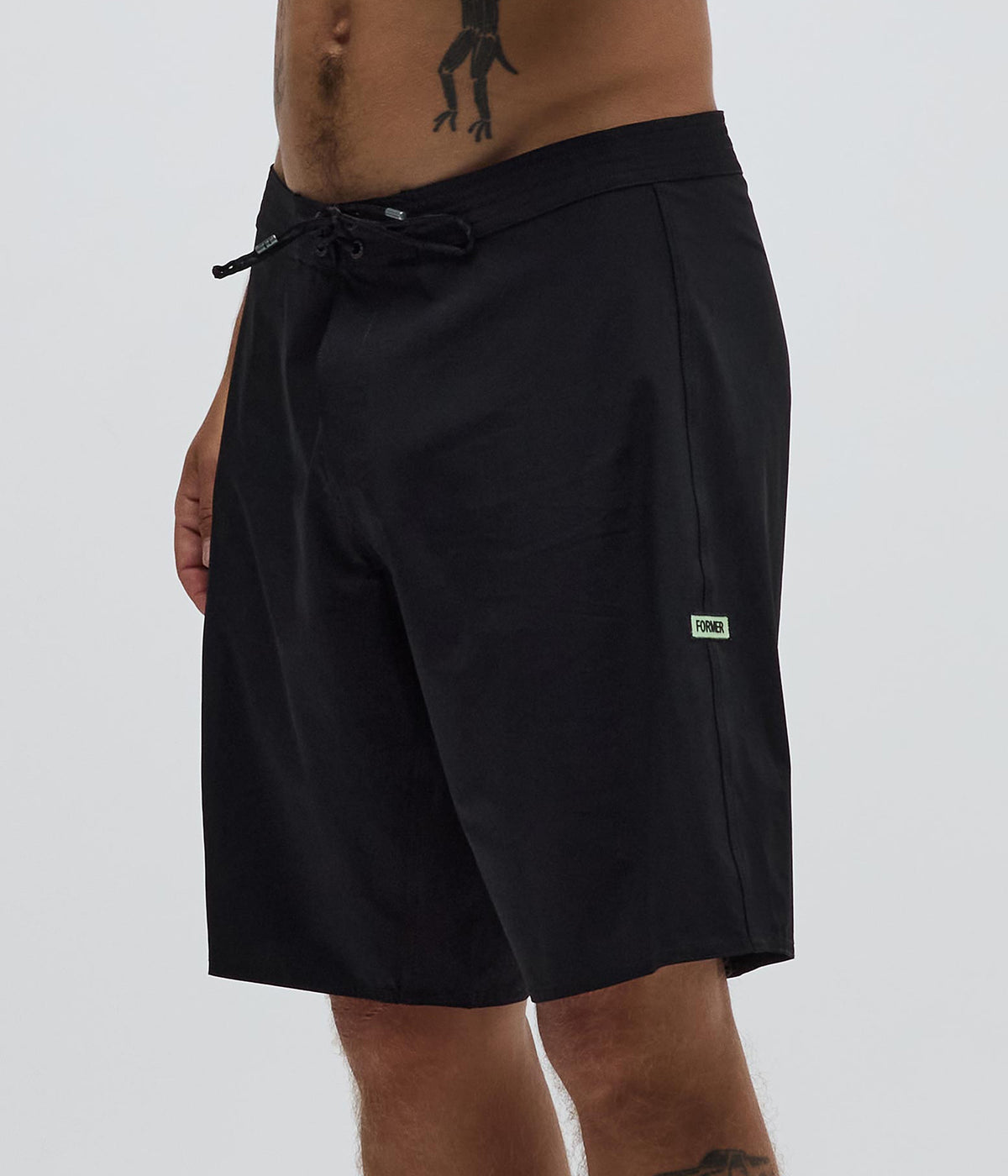 CRUX 20" TRUNK // BLACK/LIME