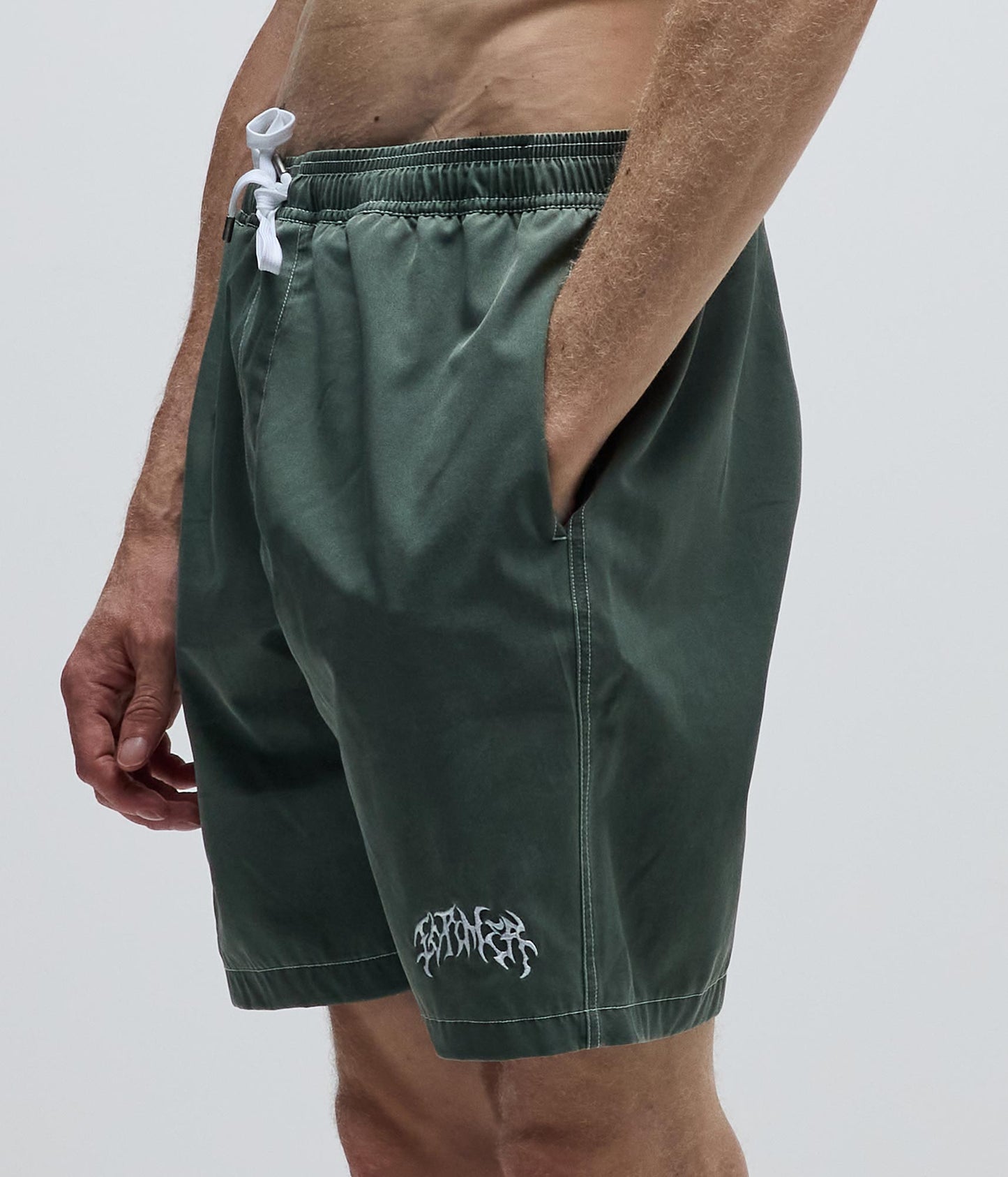 SWANS PUNCTURE 18" SWIM SHORT // PINE