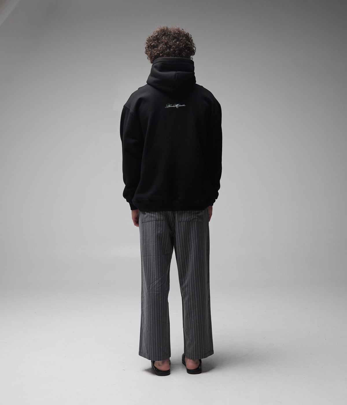 ILLUSION OF CONTROL HOOD // BLACK