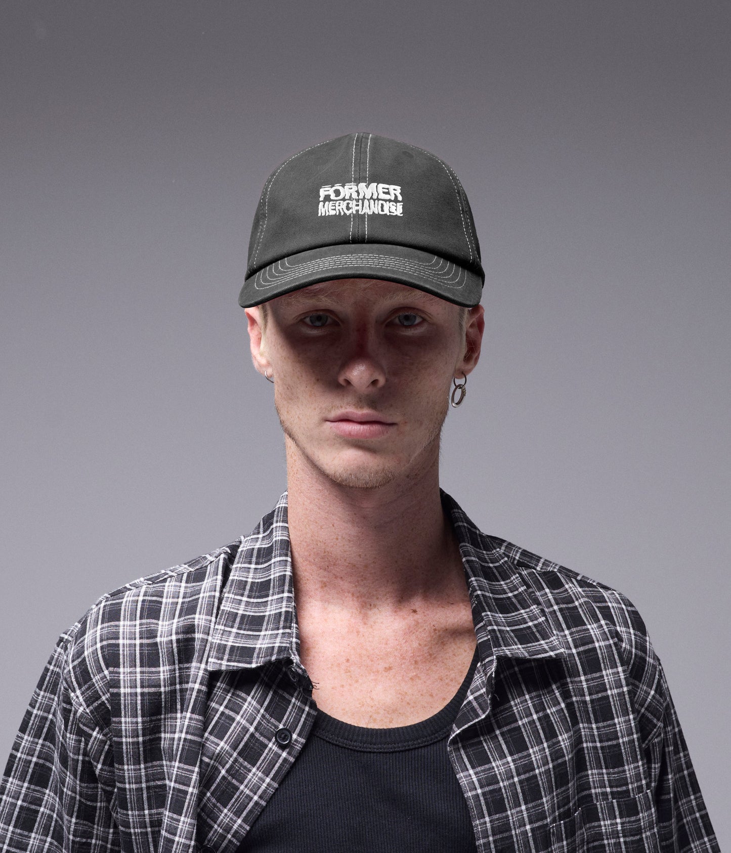 SKEWED 6-PANEL CAP // BLACK