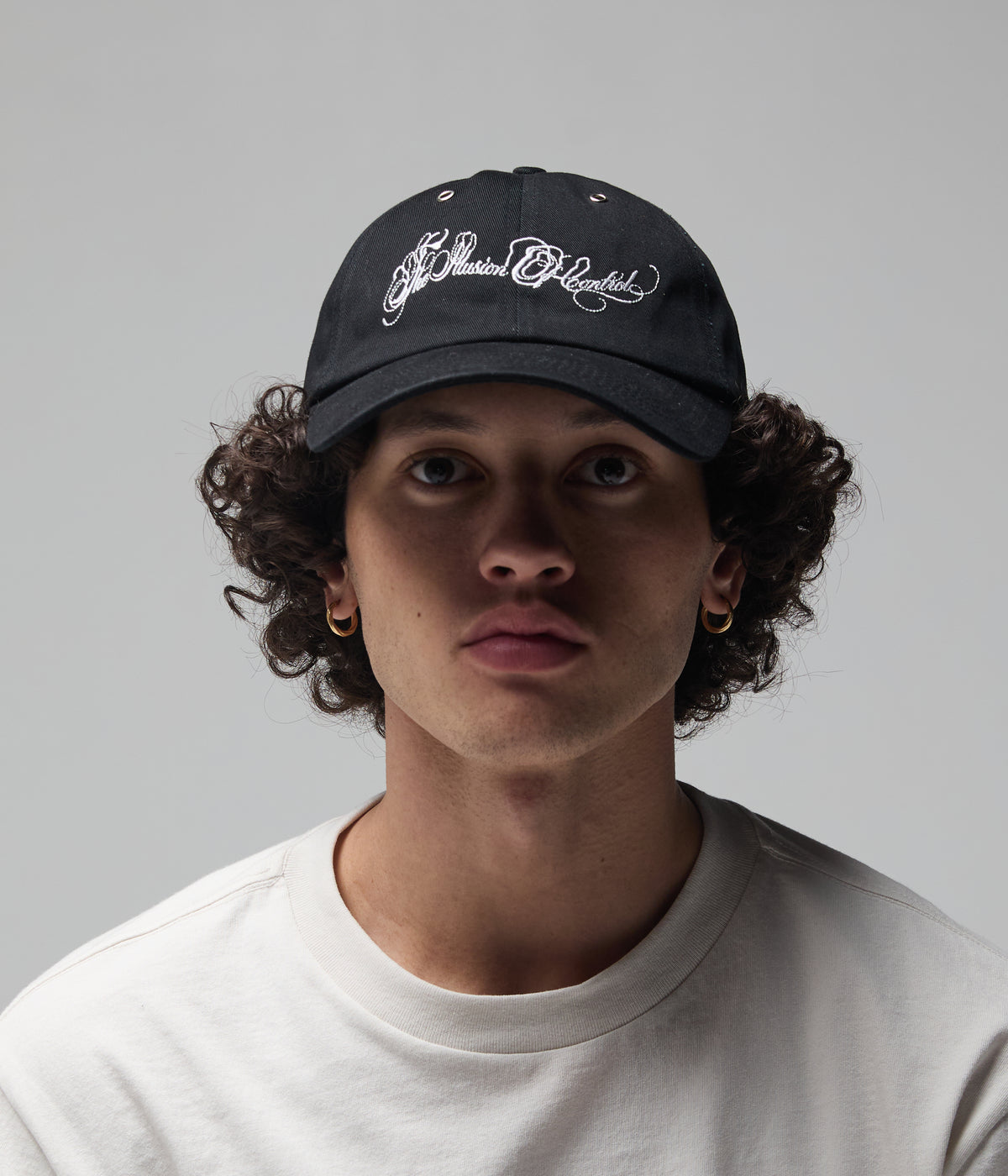 ILLUSION CAP // BLACK