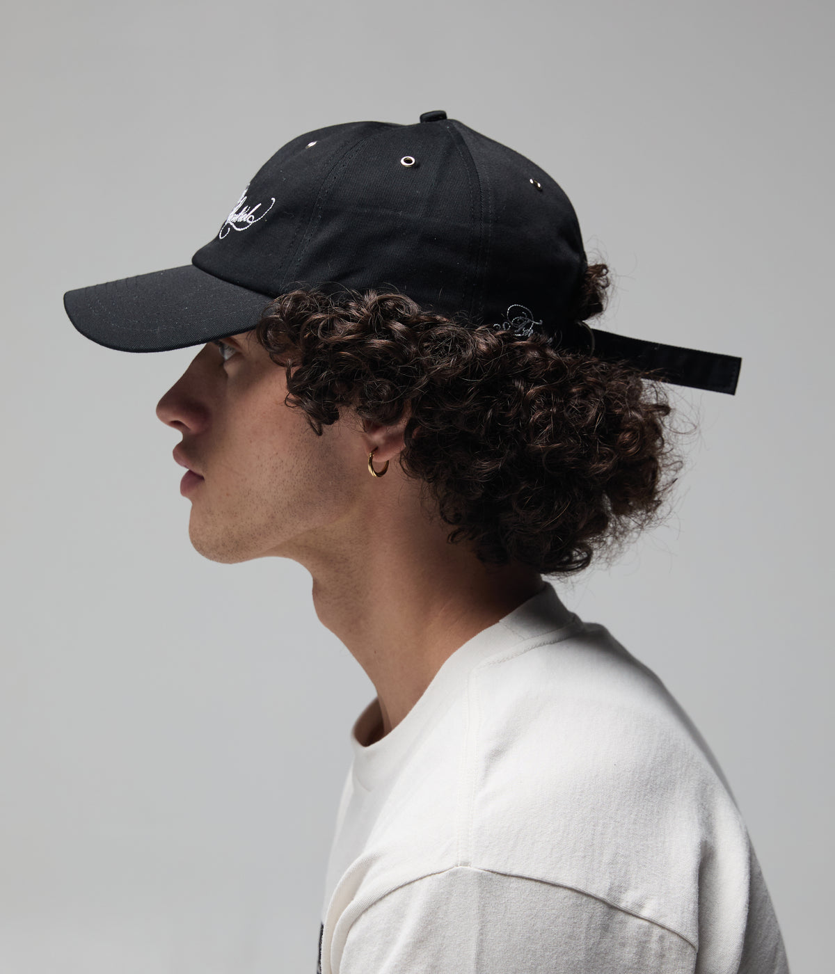 ILLUSION CAP // BLACK