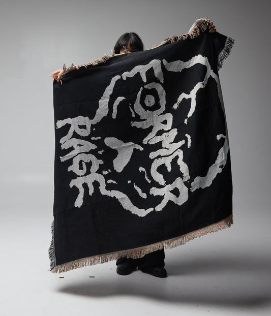 SKULLZ THROW BLANKET // BLACK
