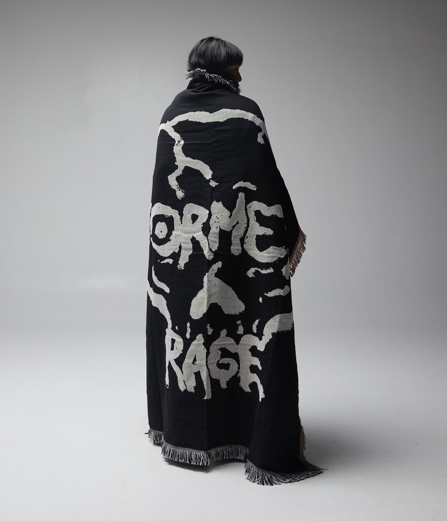 SKULLZ THROW BLANKET // BLACK