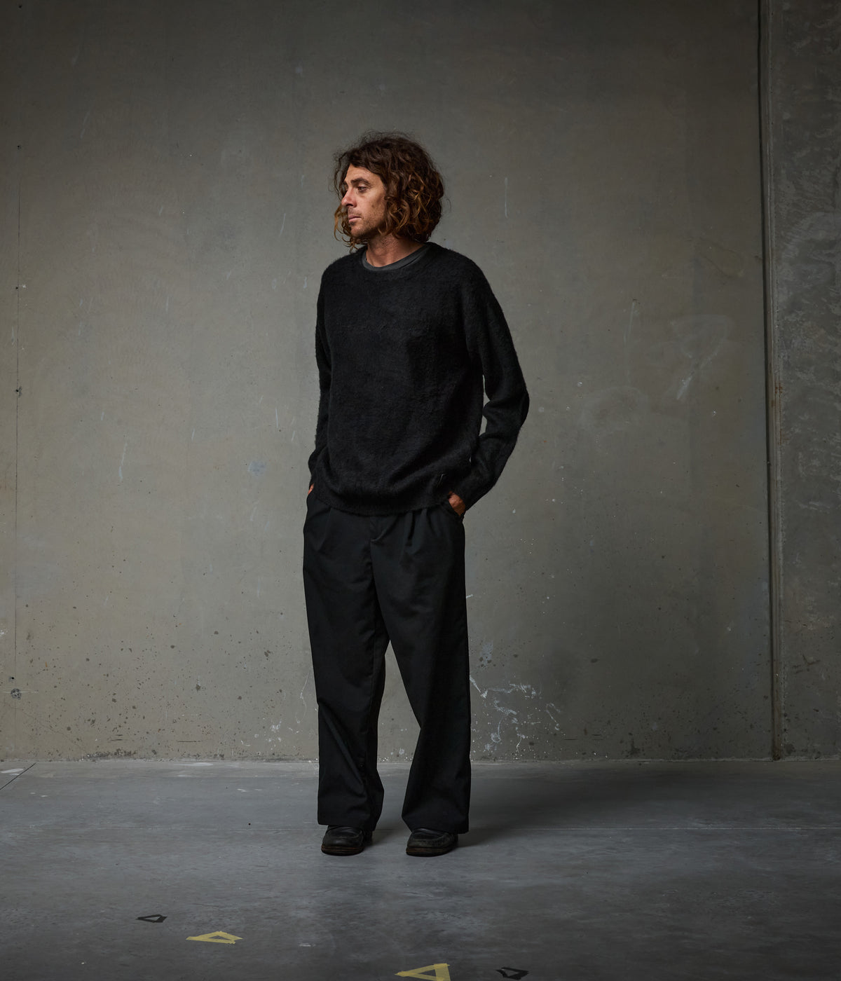 ILLUSION MOHAIR KNIT // BLACK