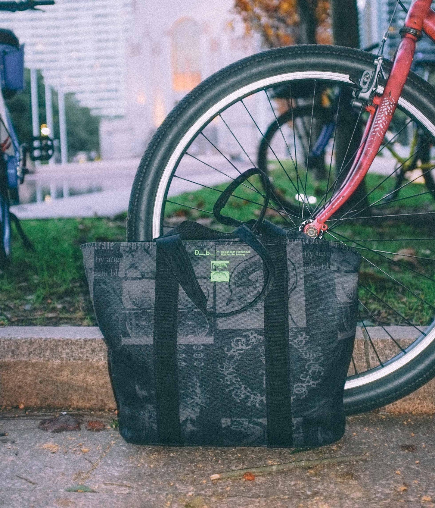 FORMER x Db // Essential Tote Bag 20L
