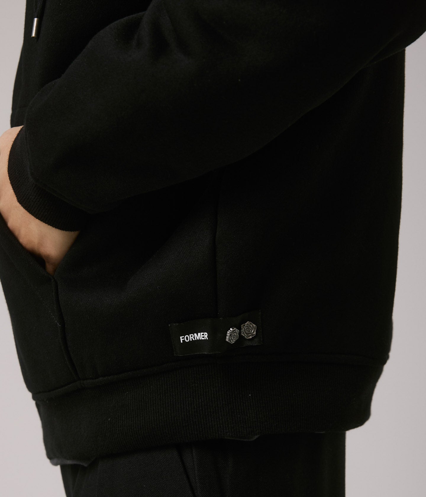 CA LINED ZT HOOD // BLACK – FORMER MERCHANDISE