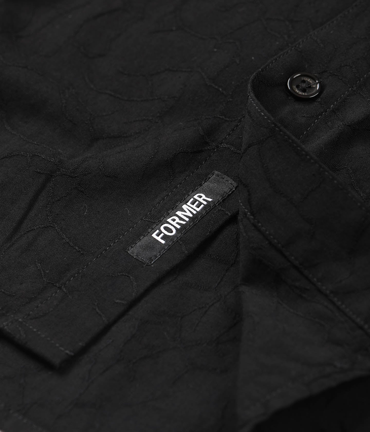 トップス FORMER Vivian All Purpose Shirt Former Vivian Vine Shirt - Black – CCS