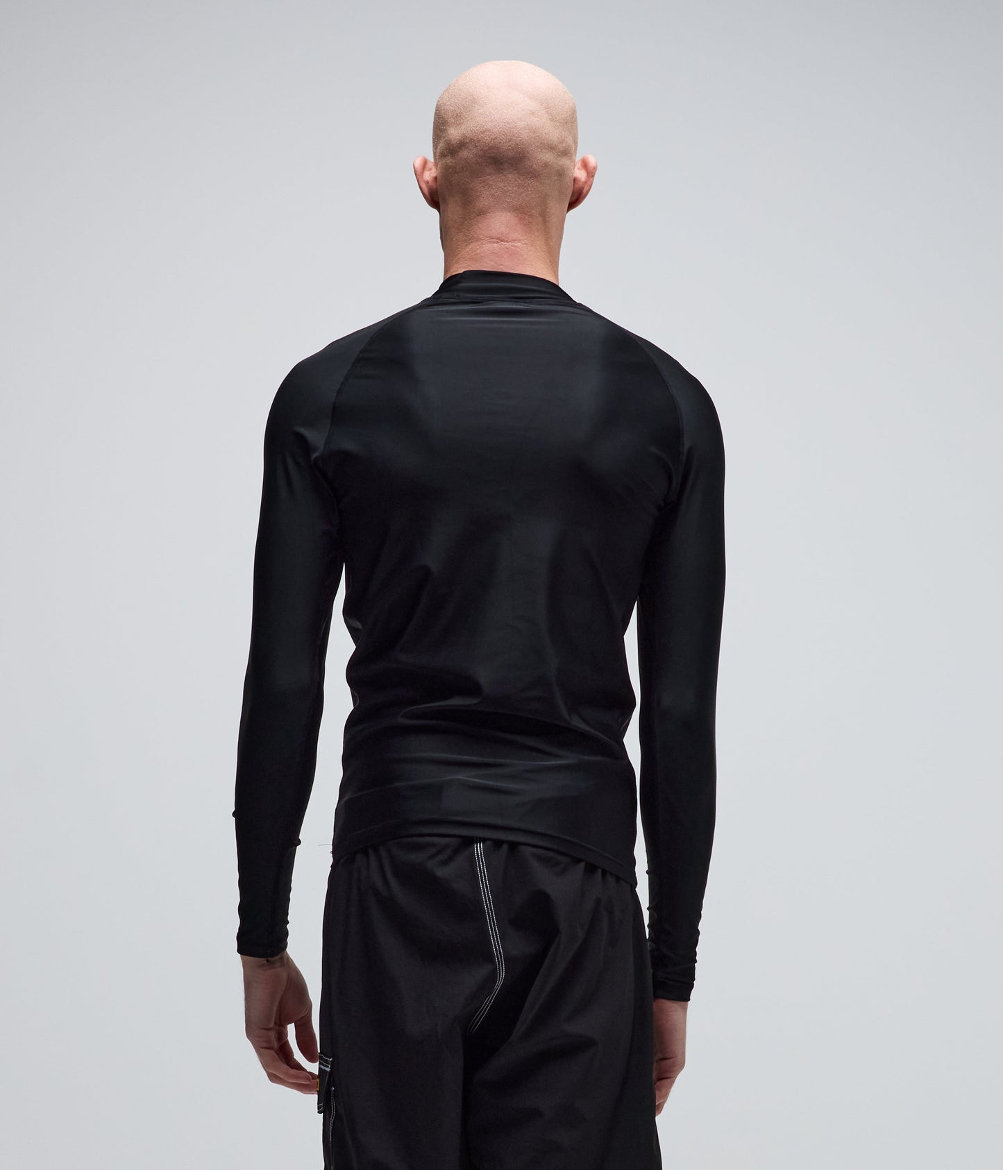 CRUX RASH GUARD// BLACK