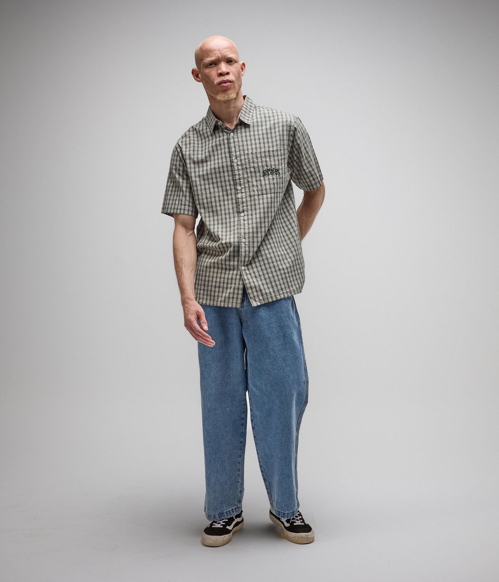 VIVIAN CHECK SS SHIRT // PINE – FORMER MERCHANDISE