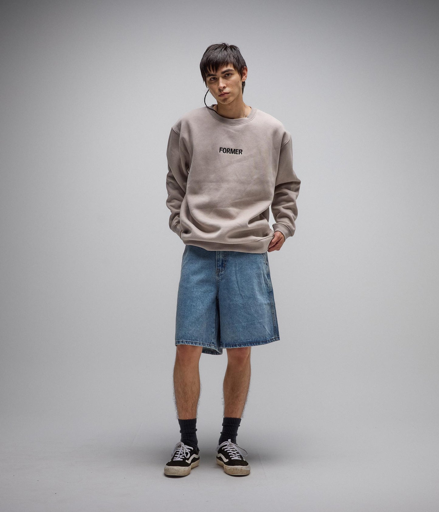 REYNOLDS 21" DENIM WALKSHORT // MID BLUE