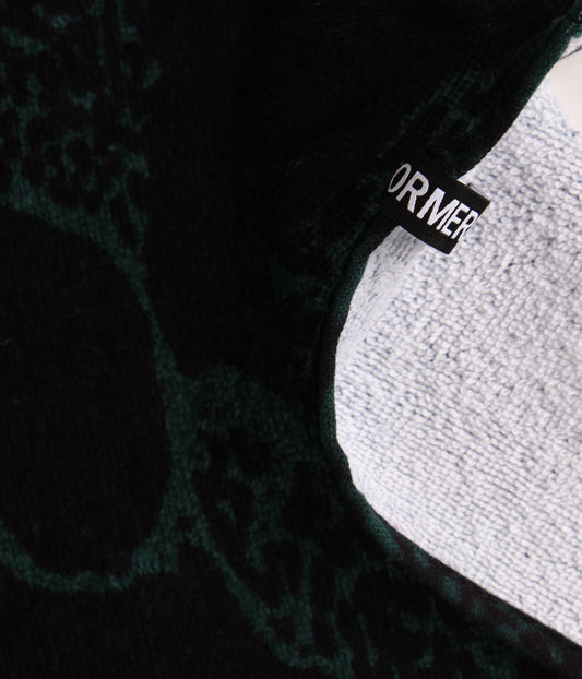 SLANT F TOWEL // BLACK