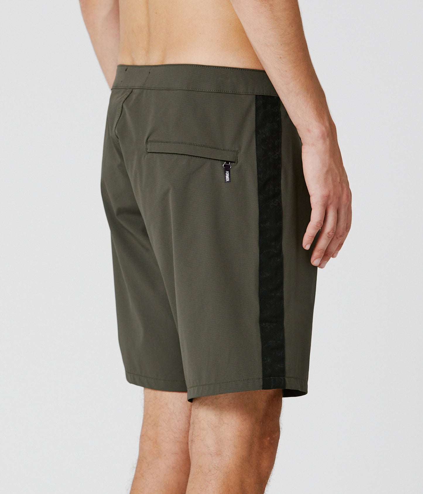 ANDERSON 18.5 TRUNK // OLIVE