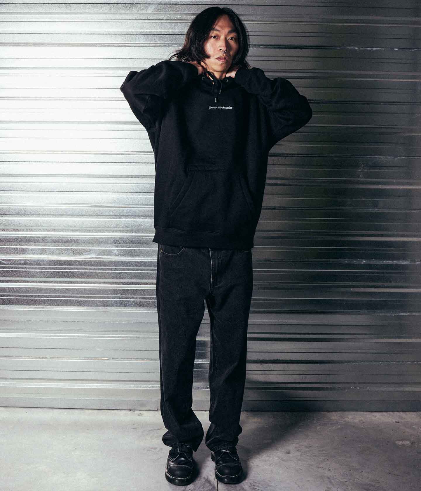 DISTORT HOOD // BLACK