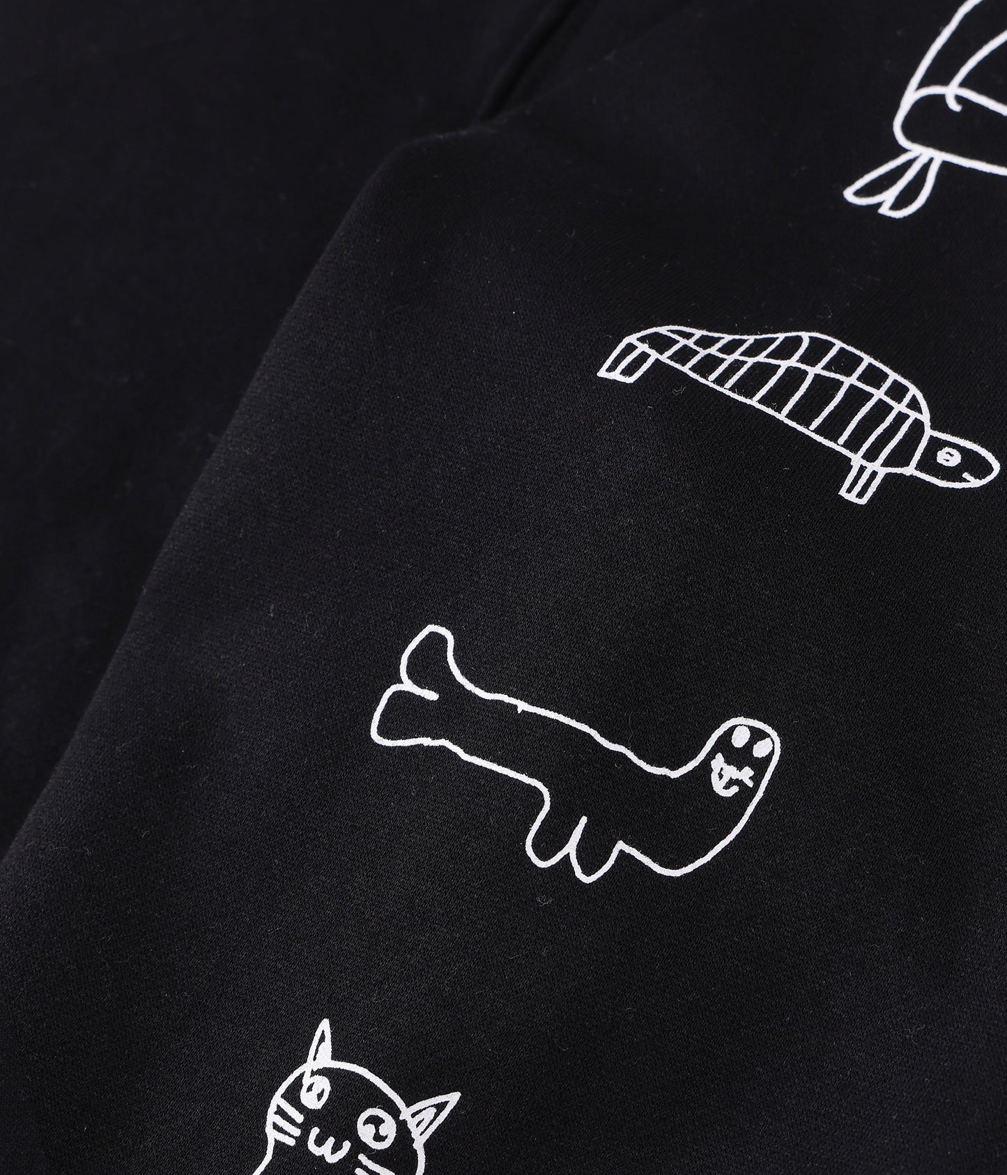 RAMPANT HOOD // BLACK
