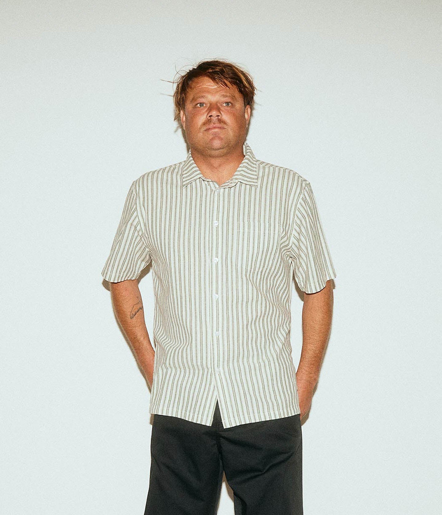 REYNOLDS STRIPED SS SHIRT // BONE GREEN