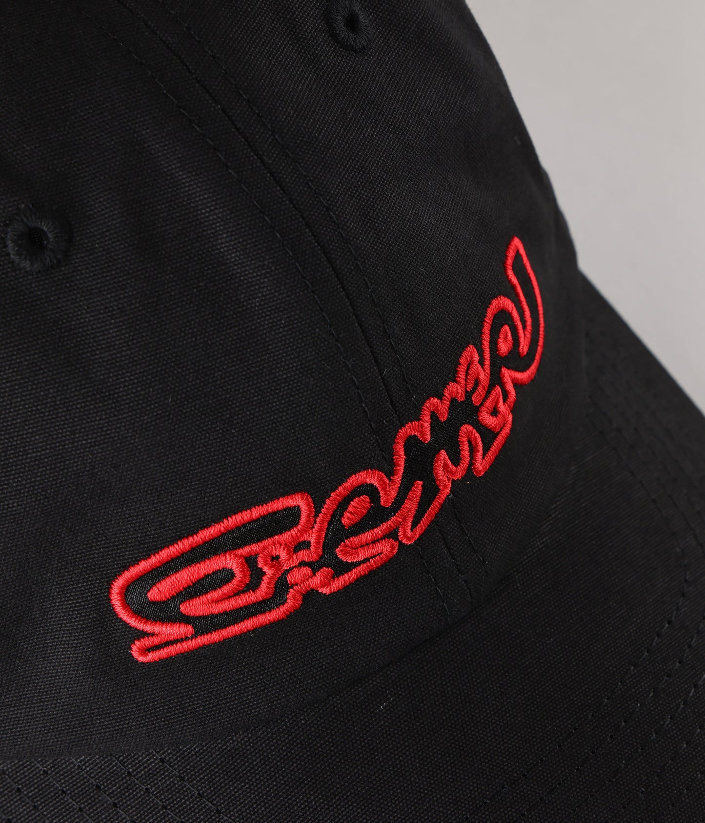 BETRAYER TRUCKER CAP // BLACK