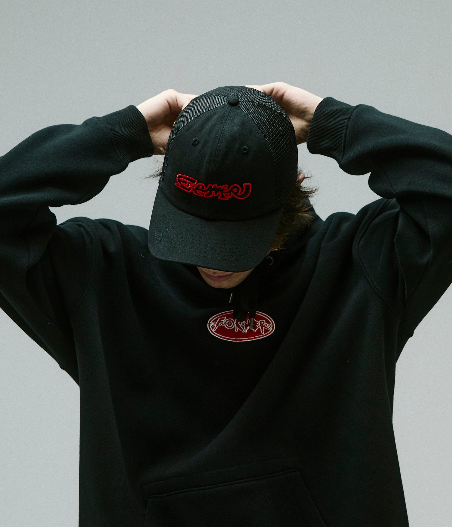 BETRAYER TRUCKER CAP // BLACK