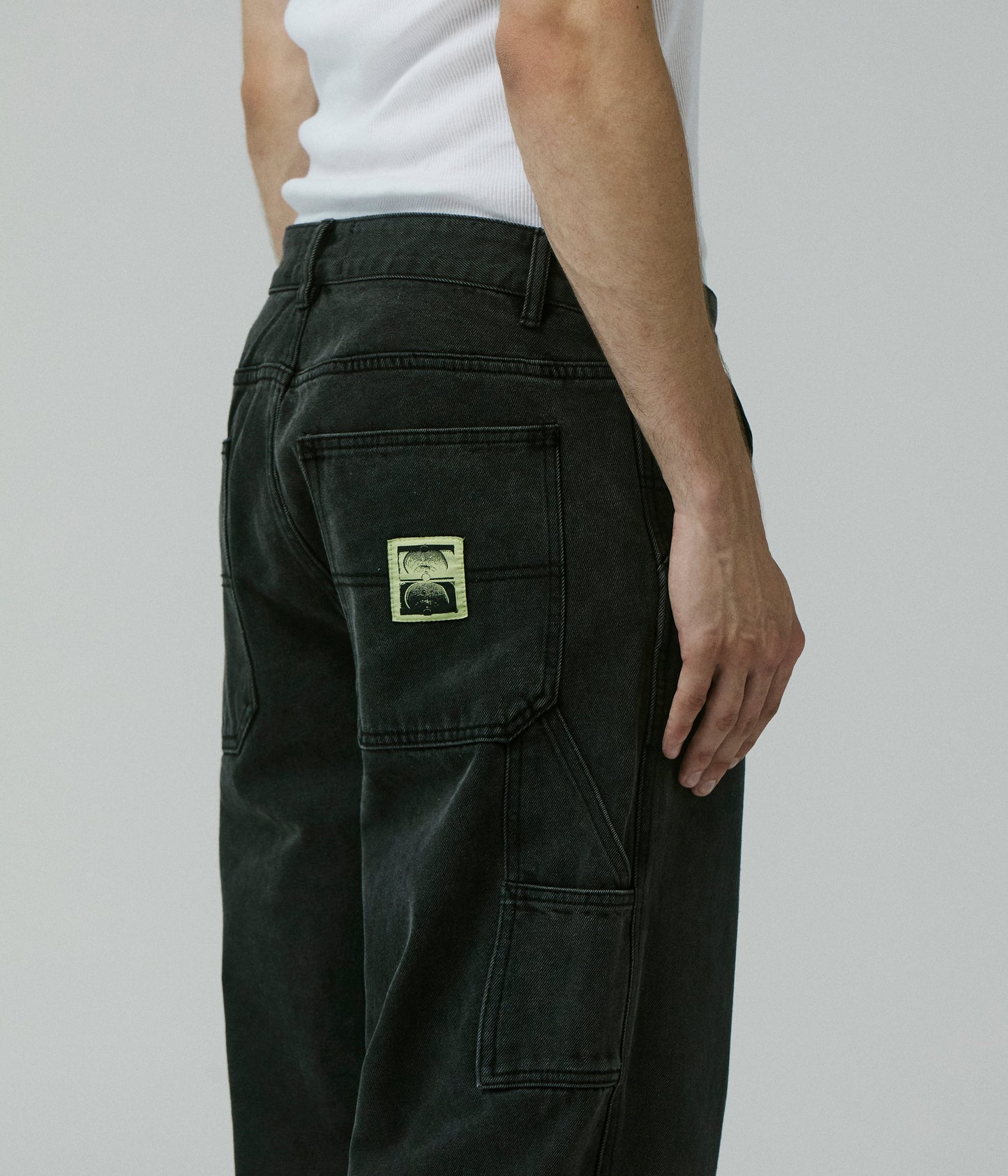 VT DISTEND DENIM CARPENTER PANT //  WASHED BLACK