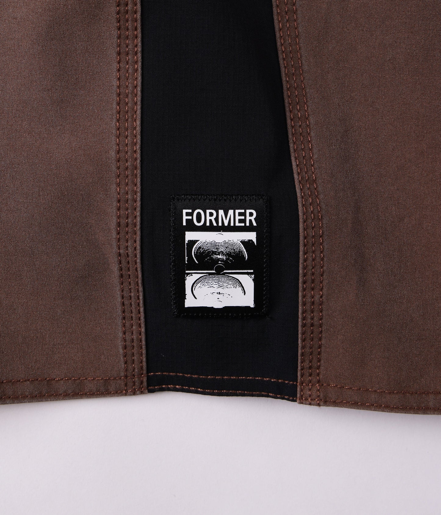 SYSTEM 19" TRUNK // CHOC