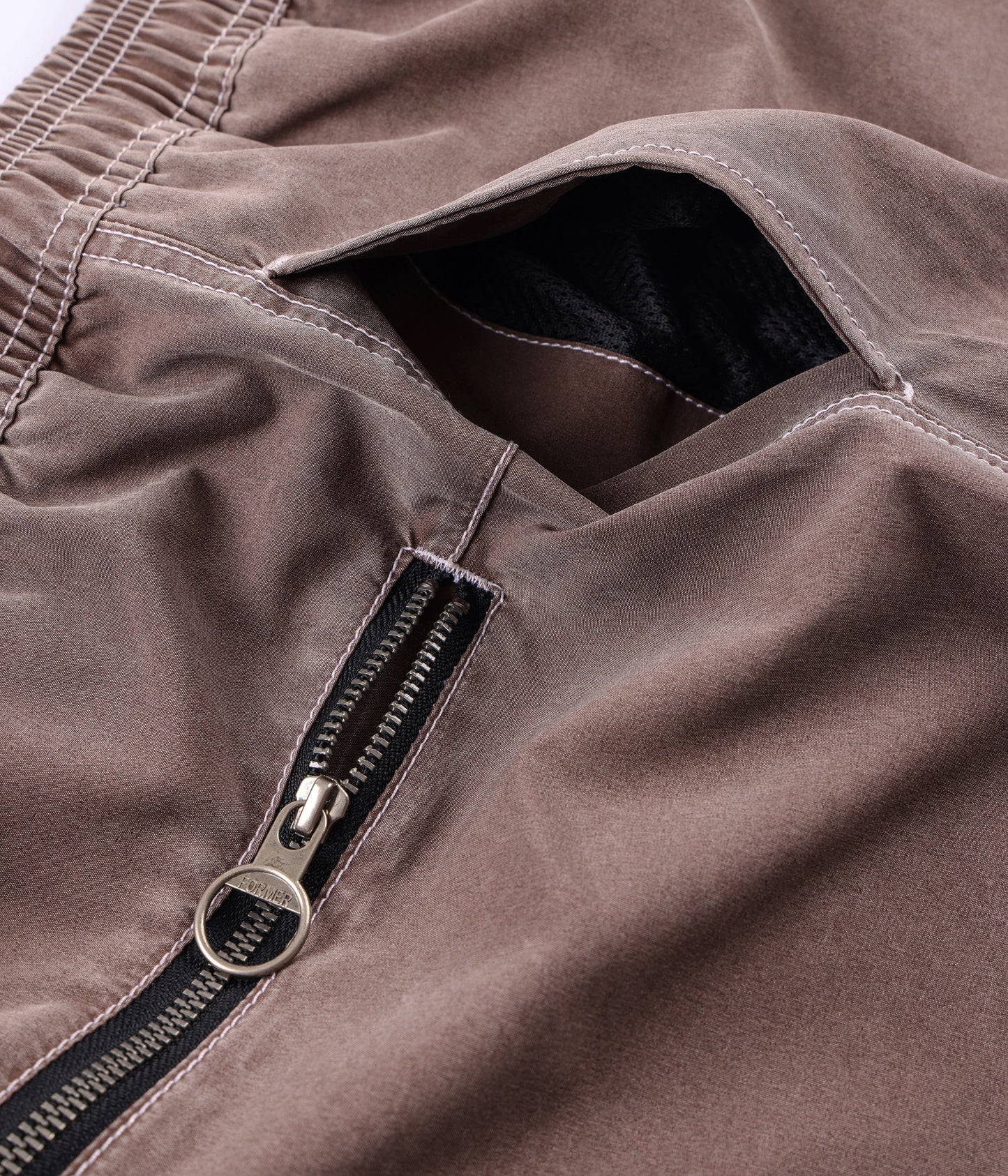 SWANS CARGO 21" SWIM TRUNK // CHOC