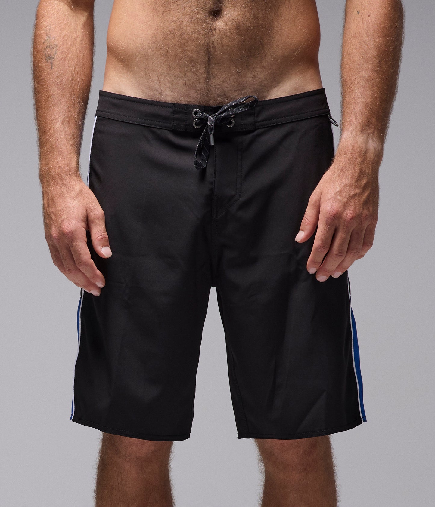 SYSTEM 20" TRUNK // ECLIPSE BLACK