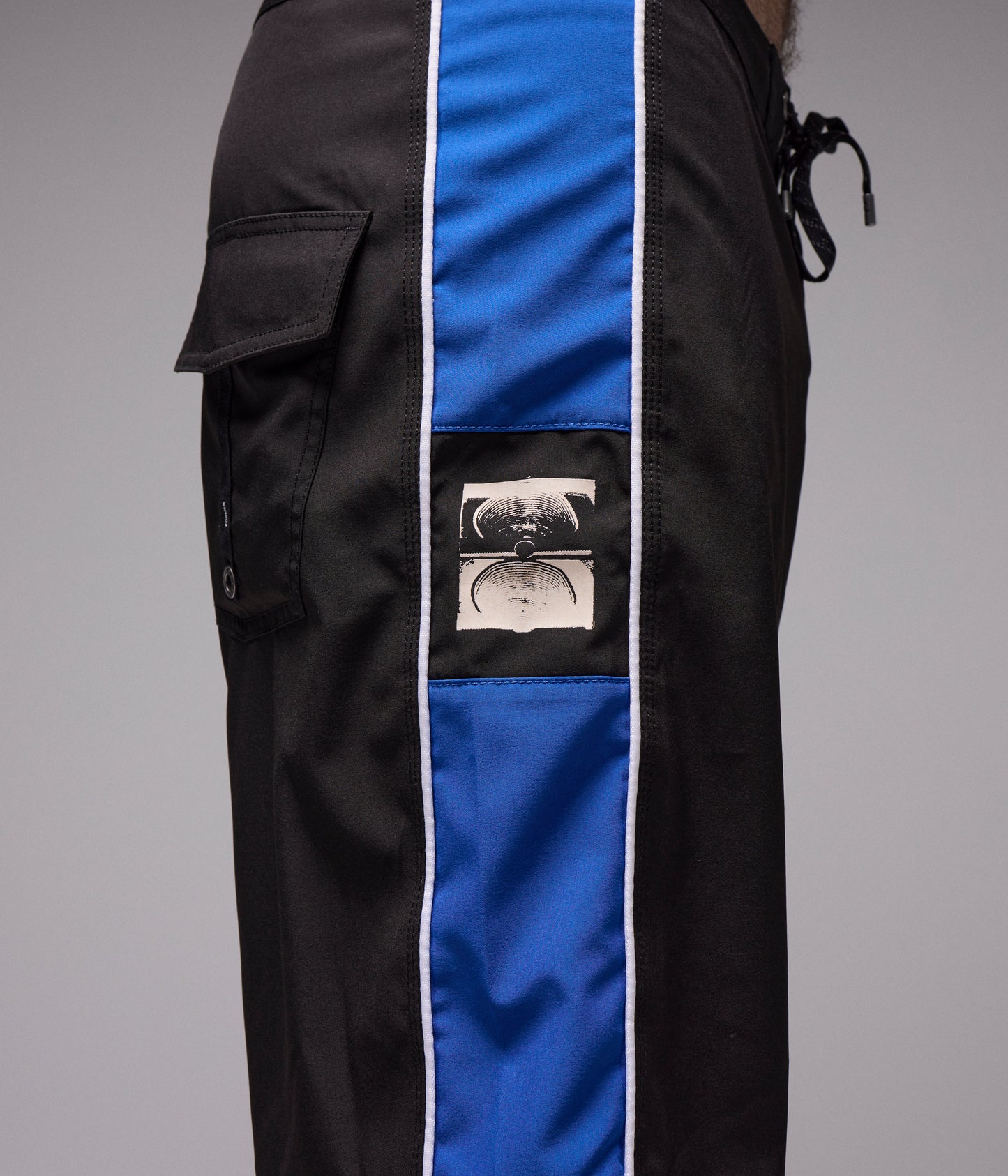 SYSTEM 20" TRUNK // ECLIPSE BLACK