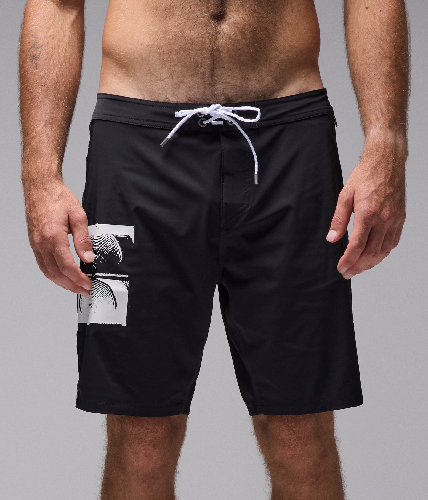 MILITANT 20" TRUNK // BLACK