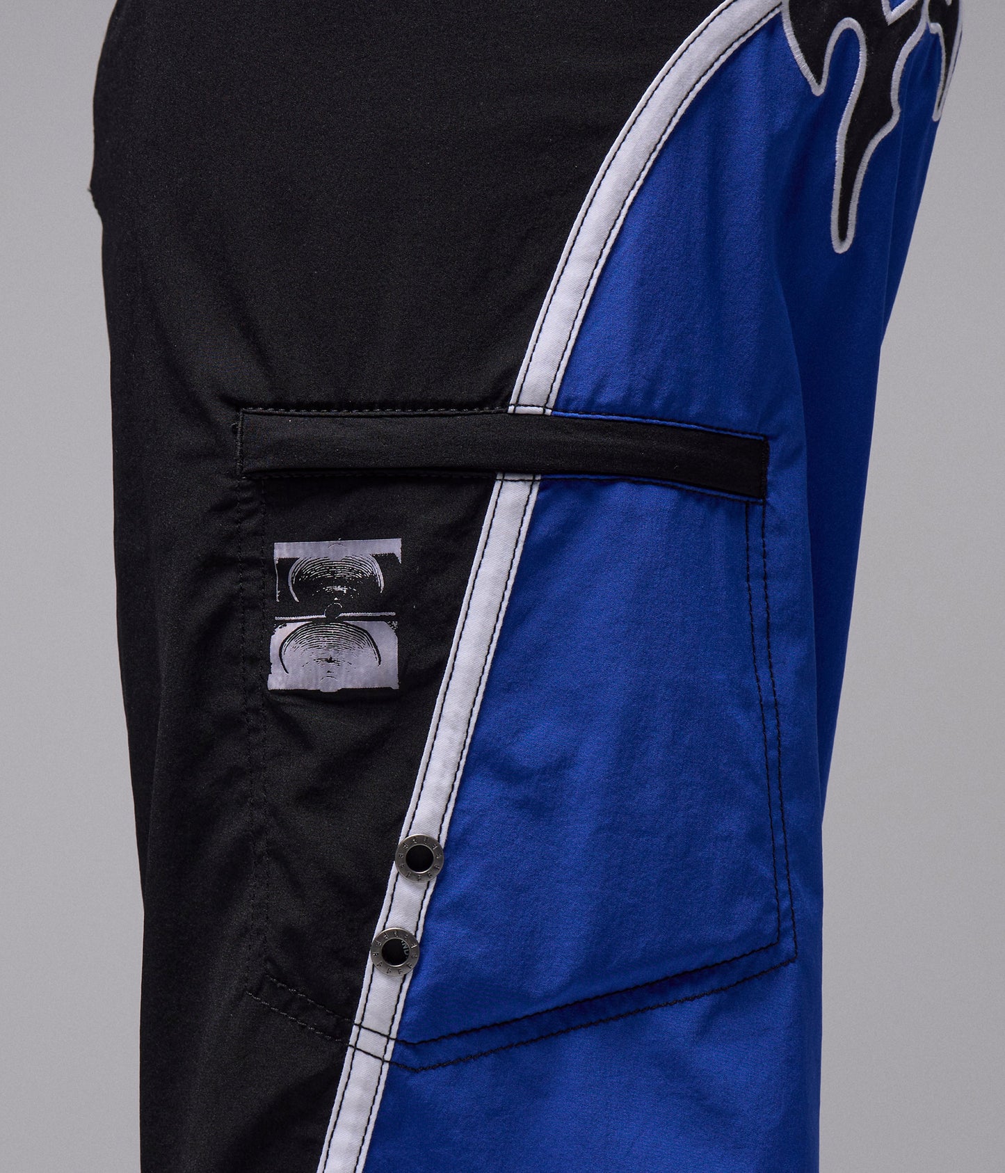 PROSCRIPTION 21" TRUNK // BLACK