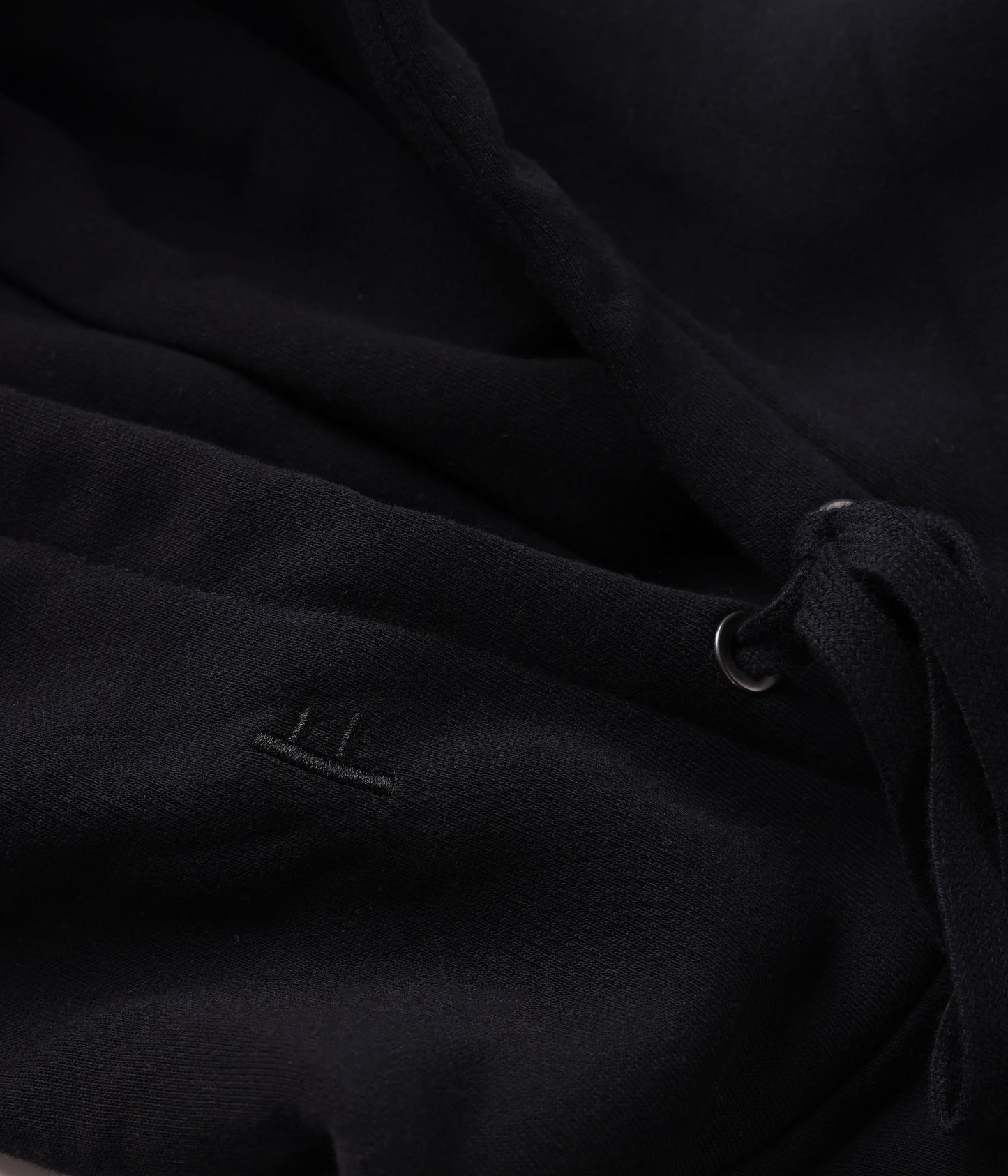 SHUNNING HOOD // BLACK