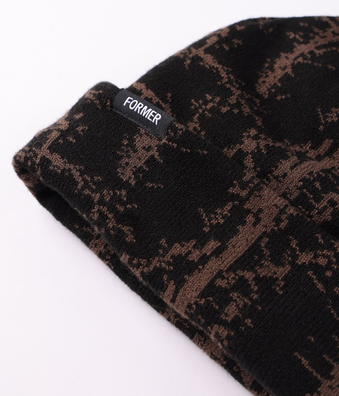 TURMOIL BEANIE // CHOC