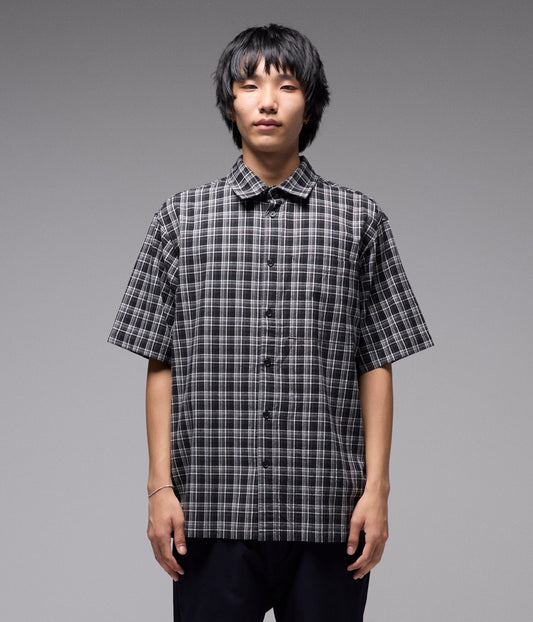 VIVIAN PRAISE CHECK SS SHIRT // BLACK