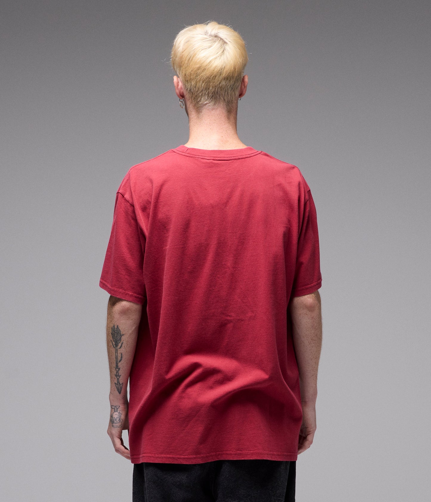 SALVAGE LEGACY T-SHIRT // WASHED CRIMSON