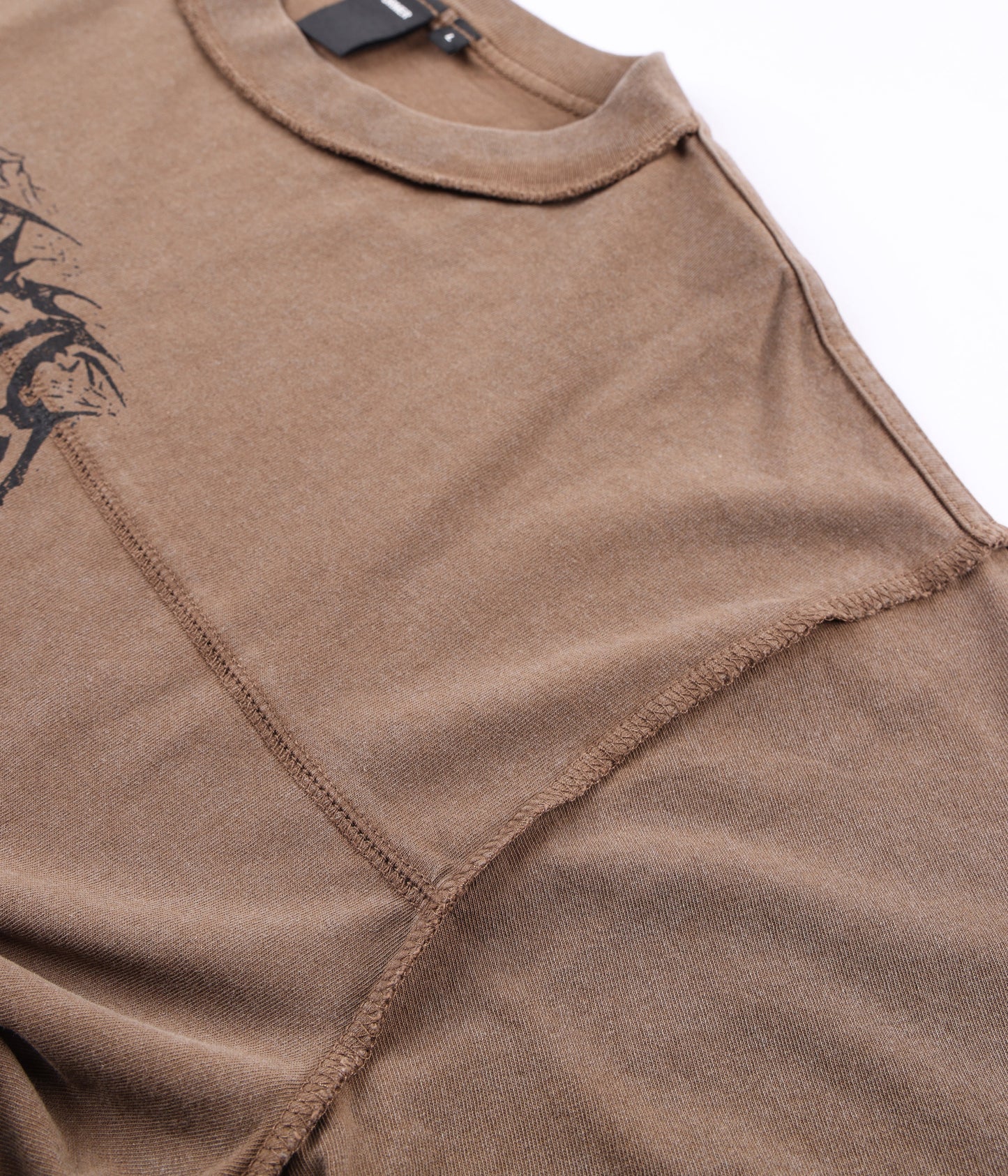 PRAISE T-SHIRT //  WASHED CHOC