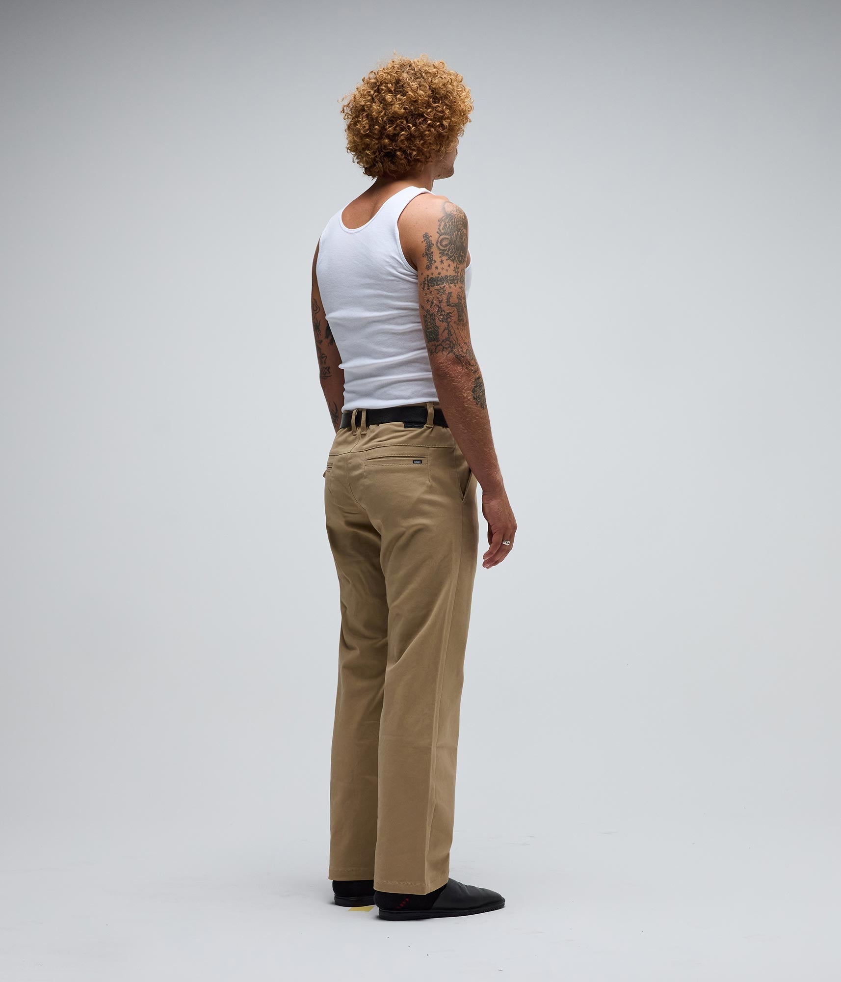 FORMER Crux Pant in KHAKI